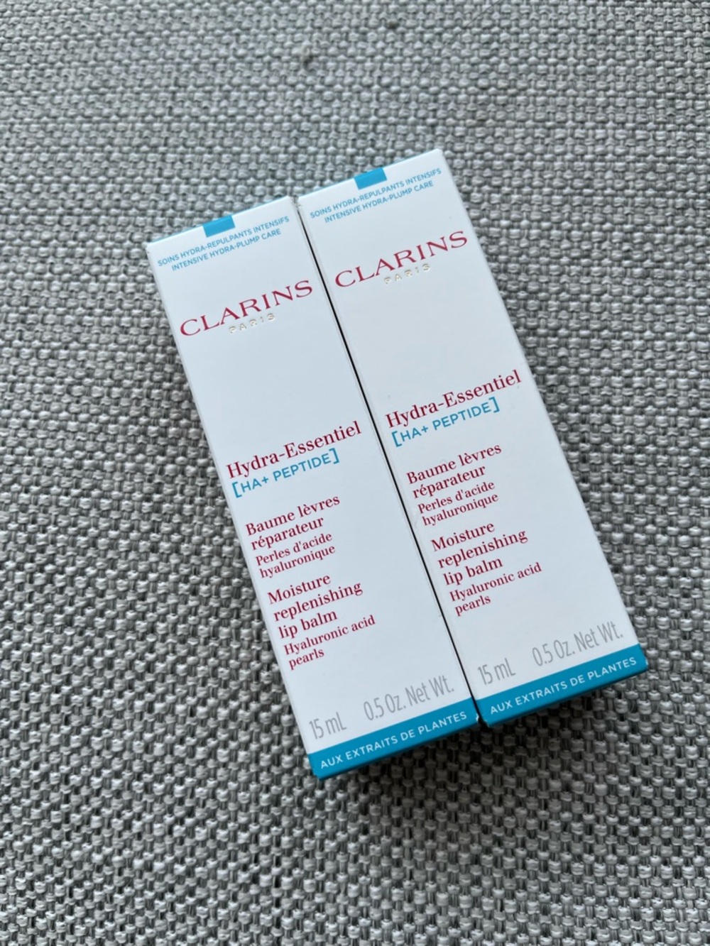 2/39$ Clarins Hydra-Essentiel Moisture Replenishing Lip Balm